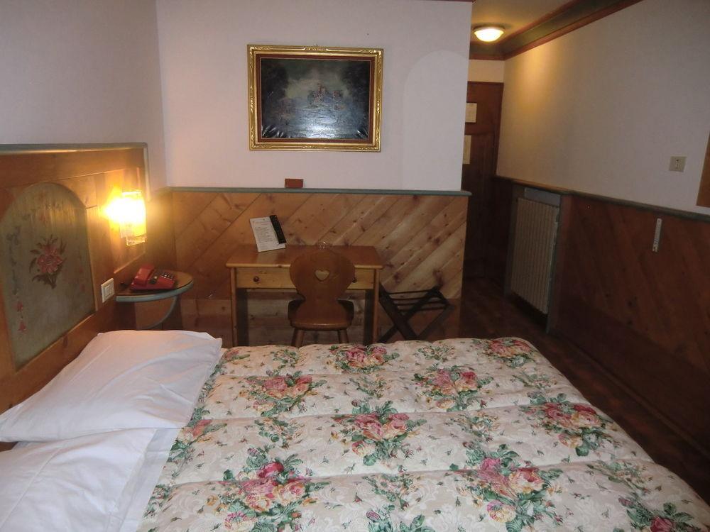 Hotel Alemagna San Vito di Cadore Eksteriør billede