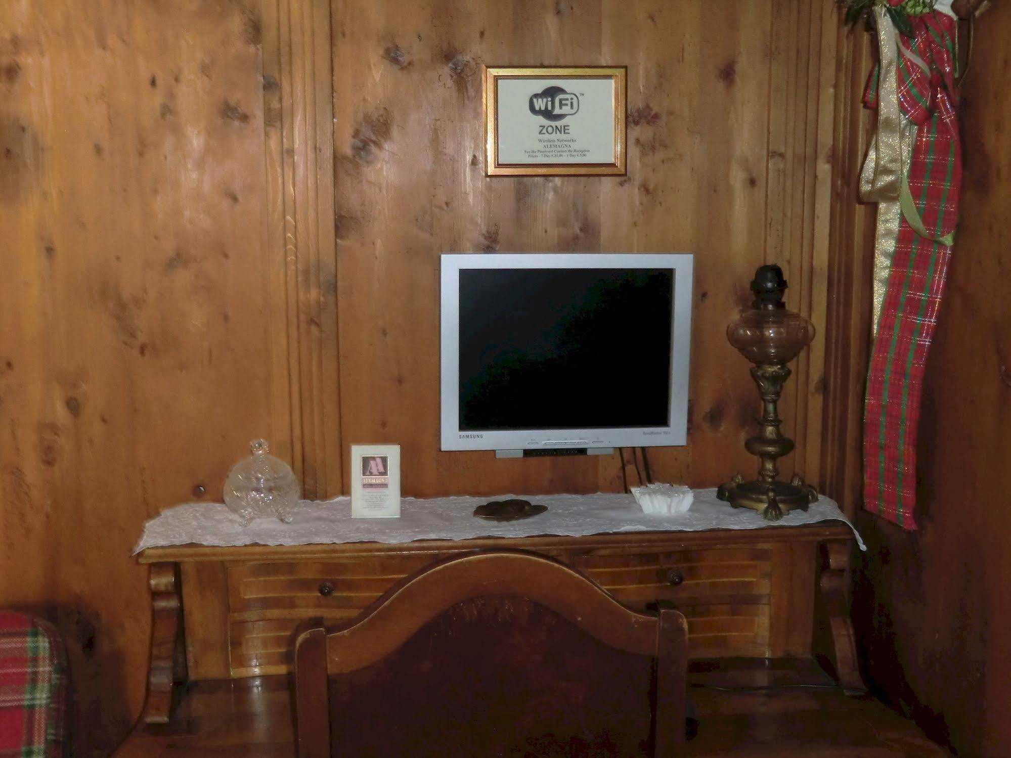 Hotel Alemagna San Vito di Cadore Eksteriør billede